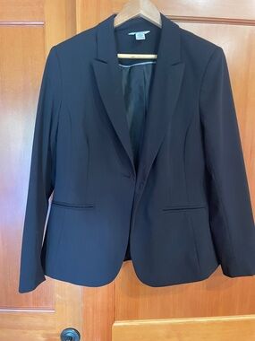 Classic Black Blazer - Tailored Single-Button Jacket